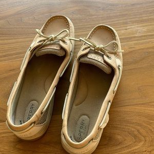 Sperry boat shoes